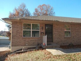 120 S Sterling Ave in Sugar Creek, MO - Building Photo