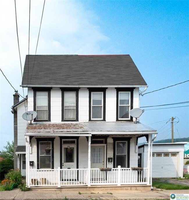 19 N 3rd St in Emmaus, PA - Building Photo - Building Photo