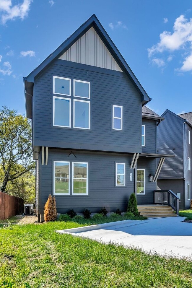 2916 Stokers Ln in Nashville, TN - Building Photo - Building Photo