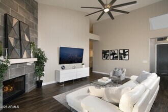 14424 N 64th Pl in Scottsdale, AZ - Building Photo - Building Photo