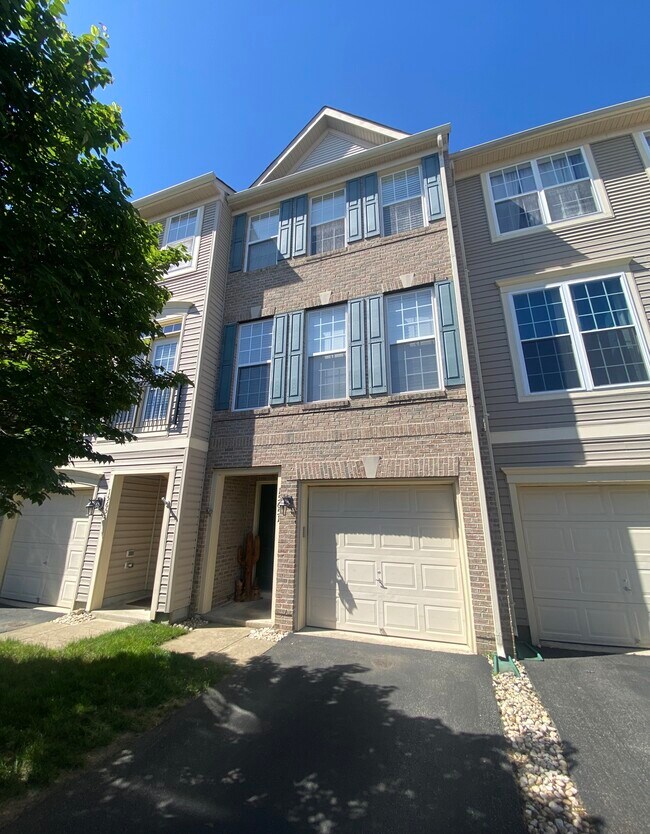 property at 15651 John Diskin Cir