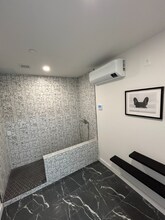 428 E 9th St in Brooklyn, NY - Foto de edificio - Building Photo