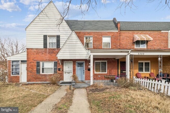 property at 3318 Blaine St NE