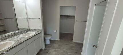 640 Vista Del Rio Ct in Wickenburg, AZ - Building Photo - Building Photo