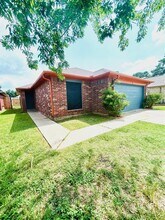 17013 Carbridge Dr in Houston, TX - Building Photo - Building Photo