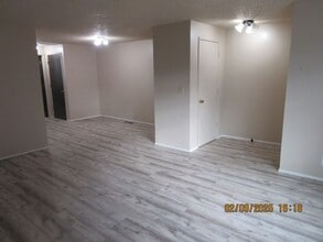 1462 4th St NE in Salem, OR - Building Photo - Building Photo