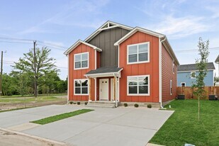 1214 S 12th St in Temple, TX - Building Photo