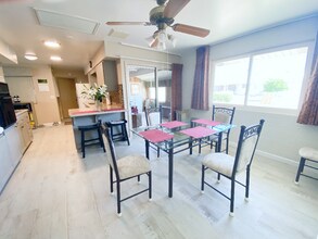 11801 N Hagen Dr in Sun City, AZ - Foto de edificio - Building Photo