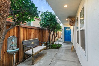 247 W Canada in San Clemente, CA - Building Photo - Building Photo