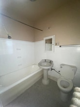 1801 Stanwood Rd in East Cleveland, OH - Building Photo - Building Photo