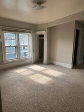 619 Bowery St in Iowa City, IA - Building Photo - Building Photo