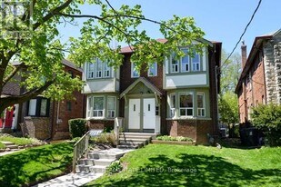 118 Braemar Ave in Toronto, ON - Building Photo