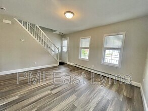 253 Yantic St in Norwich, CT - Building Photo - Building Photo