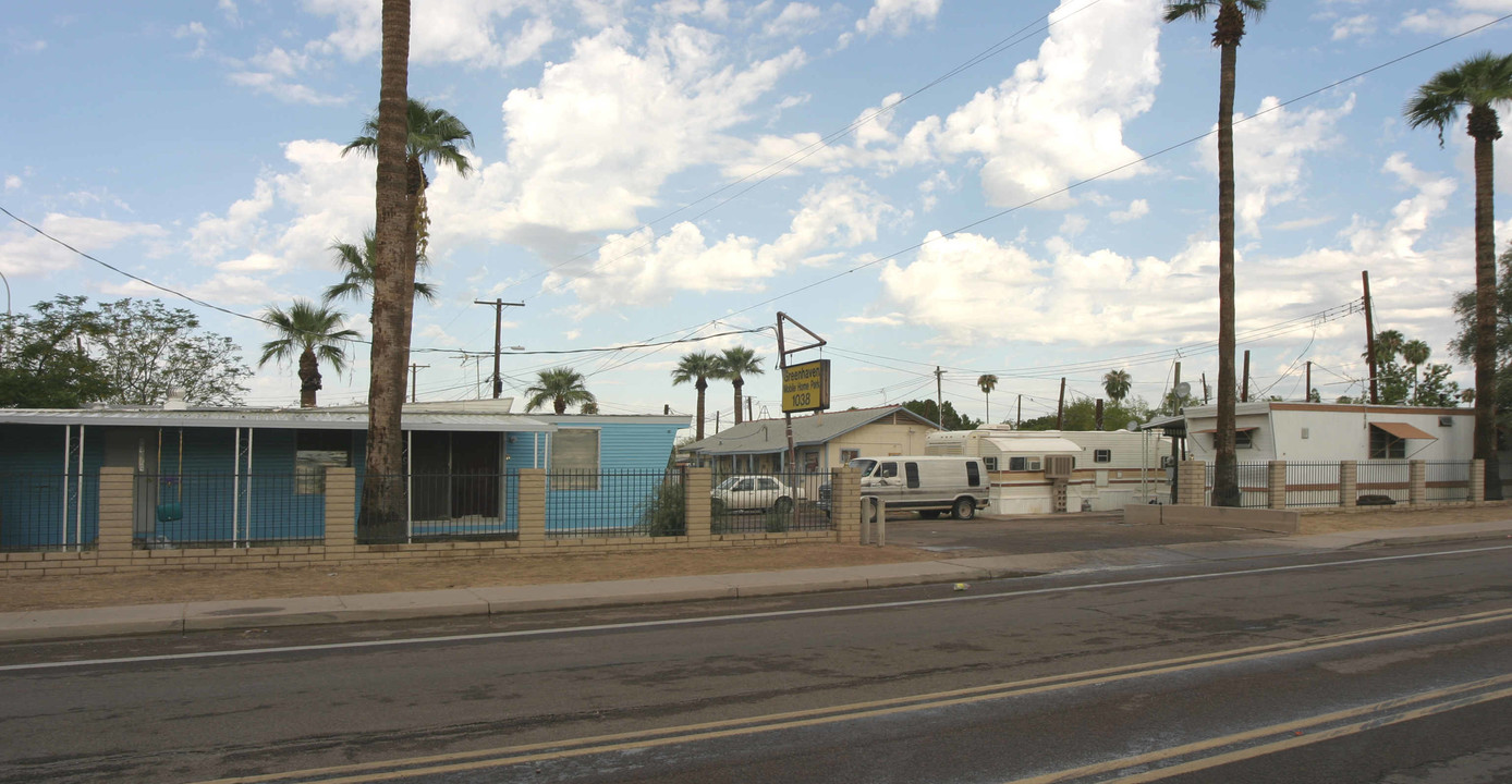 Rosedale Mobile Home Court in Phoenix, AZ - Building Photo