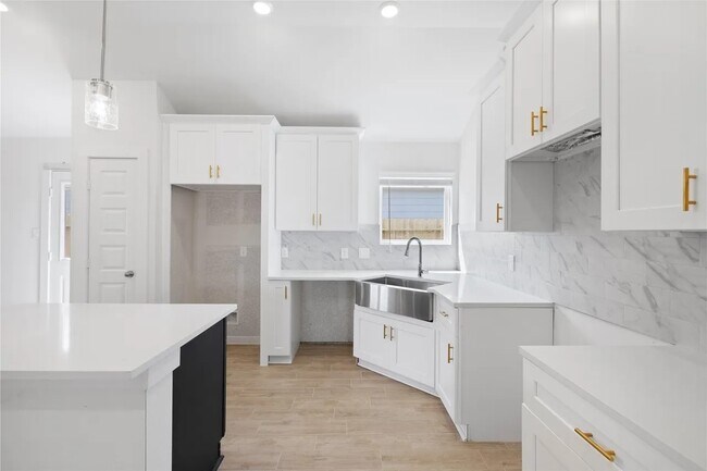 1127 Santee Ct in Arcola, TX - Building Photo - Building Photo