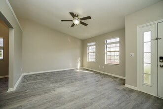 2847 Blue Moon Dr in Columbus, OH - Building Photo - Building Photo