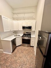 400 Marlborough St, Unit Four in Boston, MA - Building Photo - Building Photo