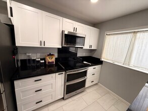 92-1235-1235 Panana St in Kapolei, HI - Building Photo - Building Photo