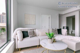 1288 Howard St in San Francisco, CA - Building Photo - Building Photo