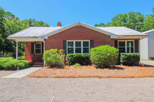 property at 3494 River Rd