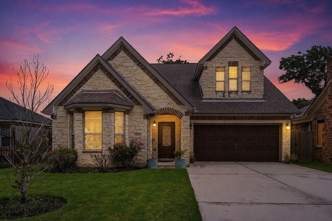 property at 1427 Scharpe St