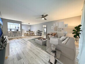 1301 River Reach Dr in Fort Lauderdale, FL - Building Photo - Building Photo