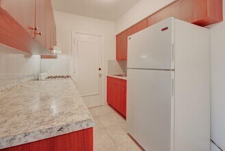 212 Phoenetia Ave in Coral Gables, FL - Building Photo - Building Photo