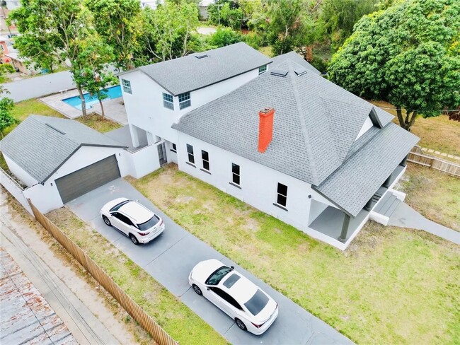 property at 1017 E 19th Ave
