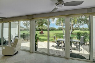 20020 Sawgrass Ln in Boca Raton, FL - Building Photo