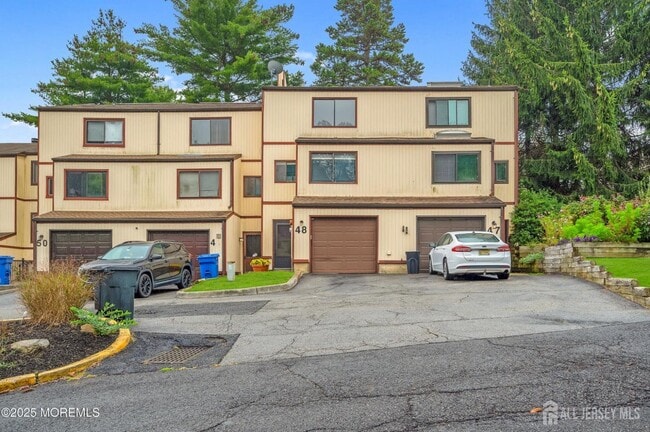 property at 48 Ellen Heath Dr