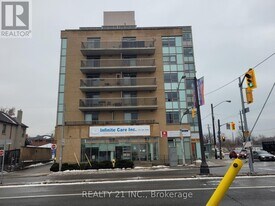 3520 Danforth Ave in Toronto, ON - Building Photo