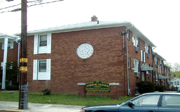 88-90 Myrtle Ave in Irvington, NJ - Building Photo