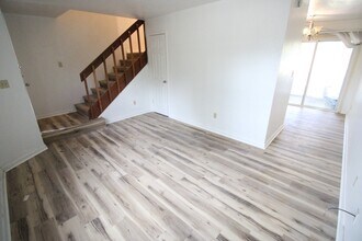 3933 SW 26th Dr in Gainesville, FL - Building Photo - Building Photo