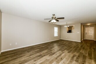 117 Hilltop Farms Blvd in New Whiteland, IN - Building Photo - Building Photo