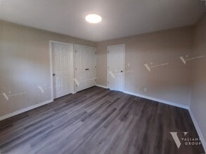 2958 W Nichols St in Springfield, MO - Foto de edificio - Building Photo