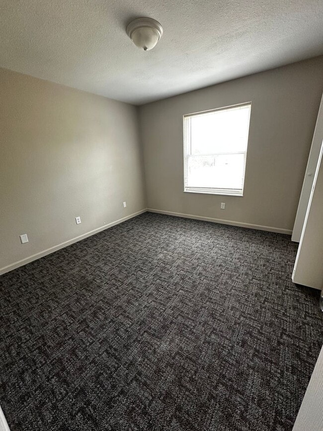 5208 Collier Ct in Jefferson City, MO - Building Photo - Building Photo