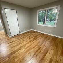 8229 Halifax Ct N in Brooklyn Park, MN - Building Photo - Building Photo