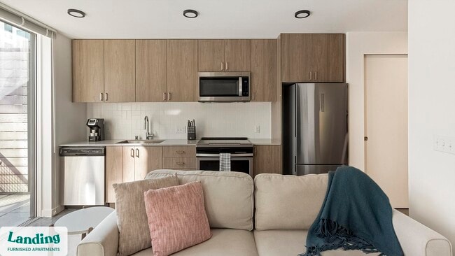 2301 E Union St, Unit A220 in Seattle, WA - Building Photo - Building Photo