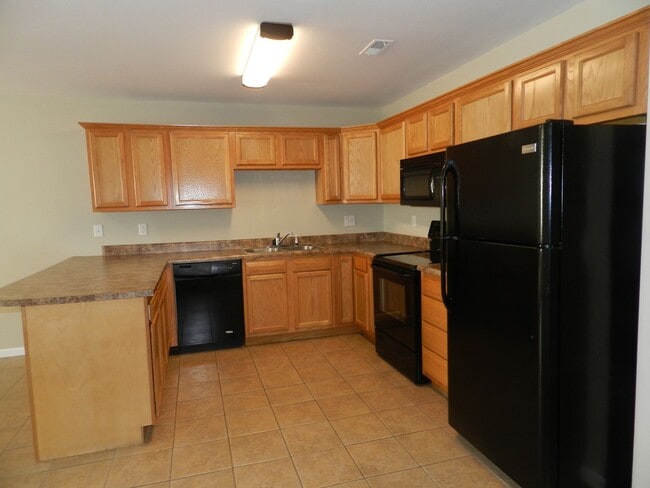 107 Edna St in Waynesville, MO - Building Photo - Building Photo