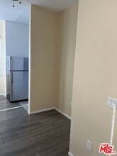 117 E 45th St in Los Angeles, CA - Building Photo - Building Photo