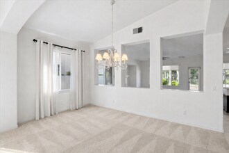 2311 Orchard View Ln in Escondido, CA - Building Photo - Building Photo