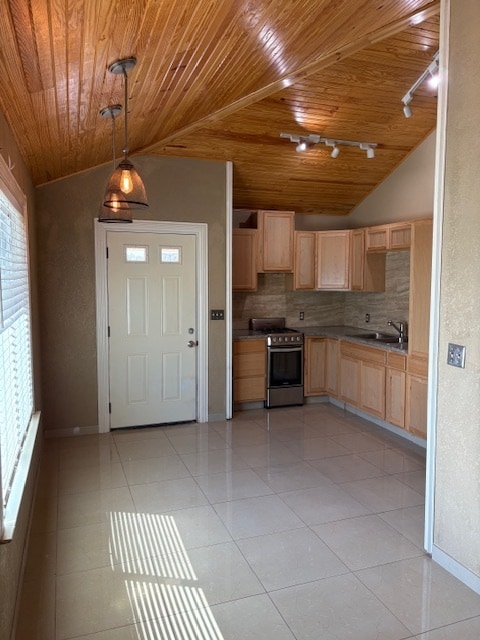 1116 Lakeshore Dr, Unit Studio in Canyon Lake, TX - Foto de edificio - Building Photo