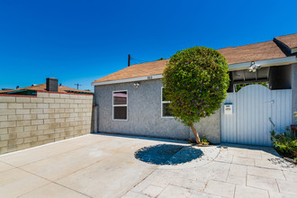 1702 N Lima St in Burbank, CA - Building Photo - Building Photo