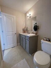 2005 Willow Dr in Richmond, KY - Foto de edificio - Interior Photo