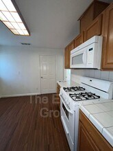 821 W Houston Ave in Visalia, CA - Building Photo - Building Photo