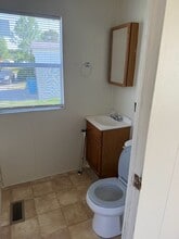 217 Theresa Ln in Jacksonville, NC - Building Photo - Building Photo