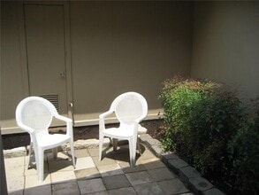 10806 Lambert Cir in Austin, TX - Building Photo - Building Photo