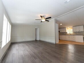 12816 Midvale Ave in New Port Richey, FL - Building Photo - Building Photo