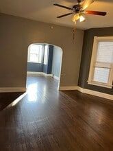 1936 N Kimball Ave, Unit 1 in Chicago, IL - Building Photo - Building Photo