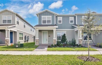13223 Calming Breeze Wy in Winter Garden, FL - Building Photo - Building Photo